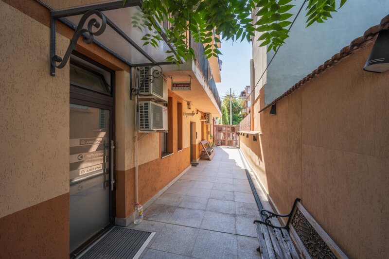 Valea Merilor, spatiu birouri, acces separat, loc de parcare, spatiu de depozitare